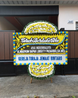 Papan Bunga Duka di Batulubang