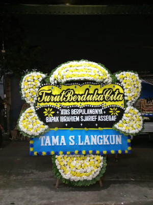 Papan Bunga Duka di Batulubang